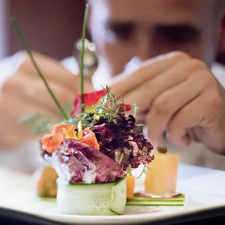 - Daniela Vila Sorrento